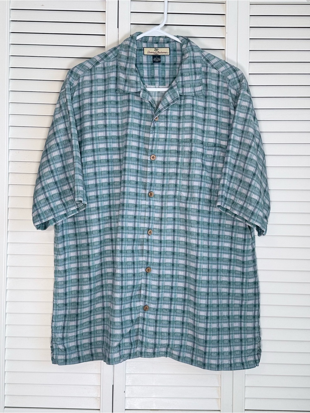 Tommy Bahama Men's Shirt Button Down Silk Plaid Blue Size M Short Sleeve Y2K